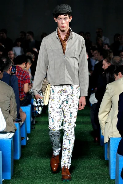 Look 20